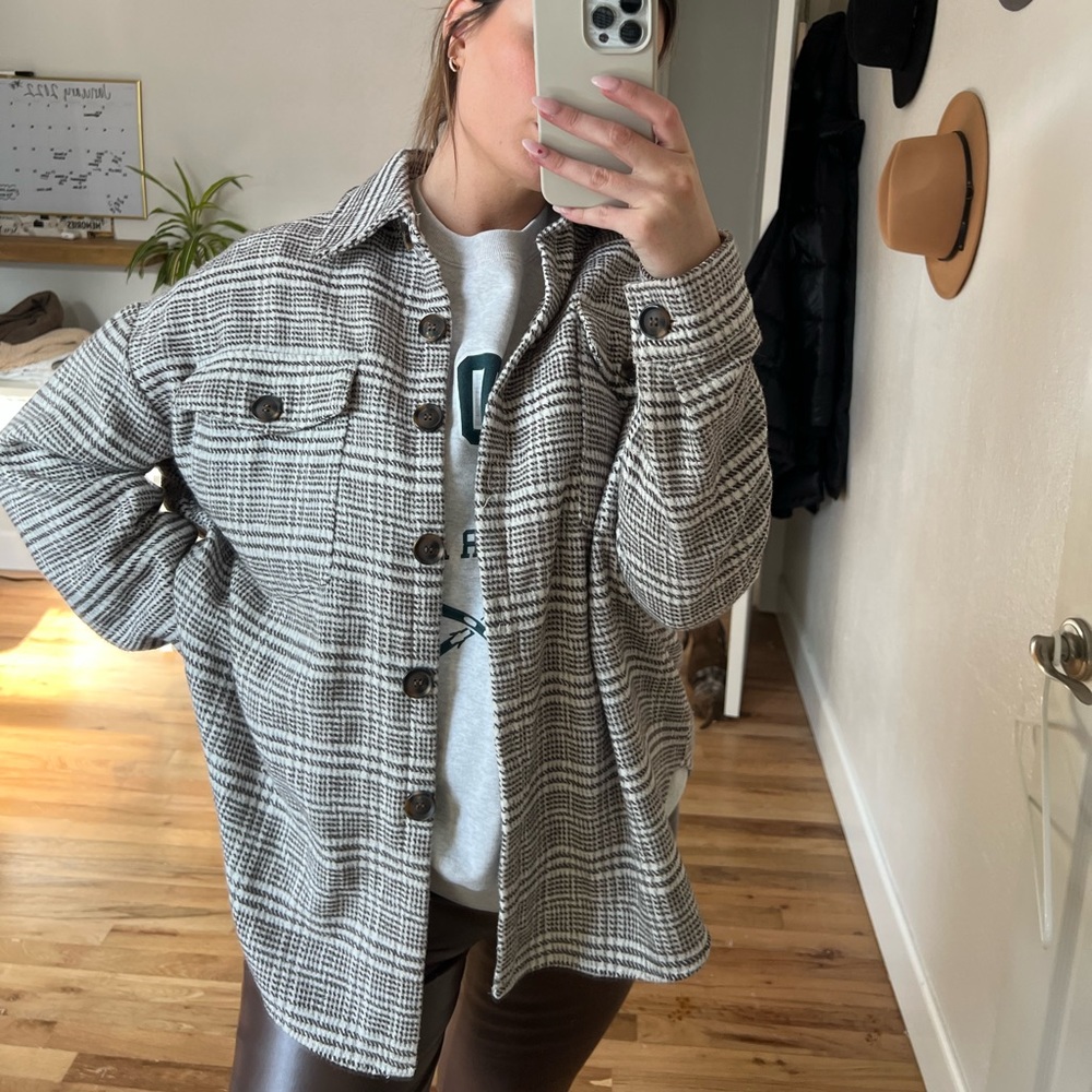Shacket - Medium